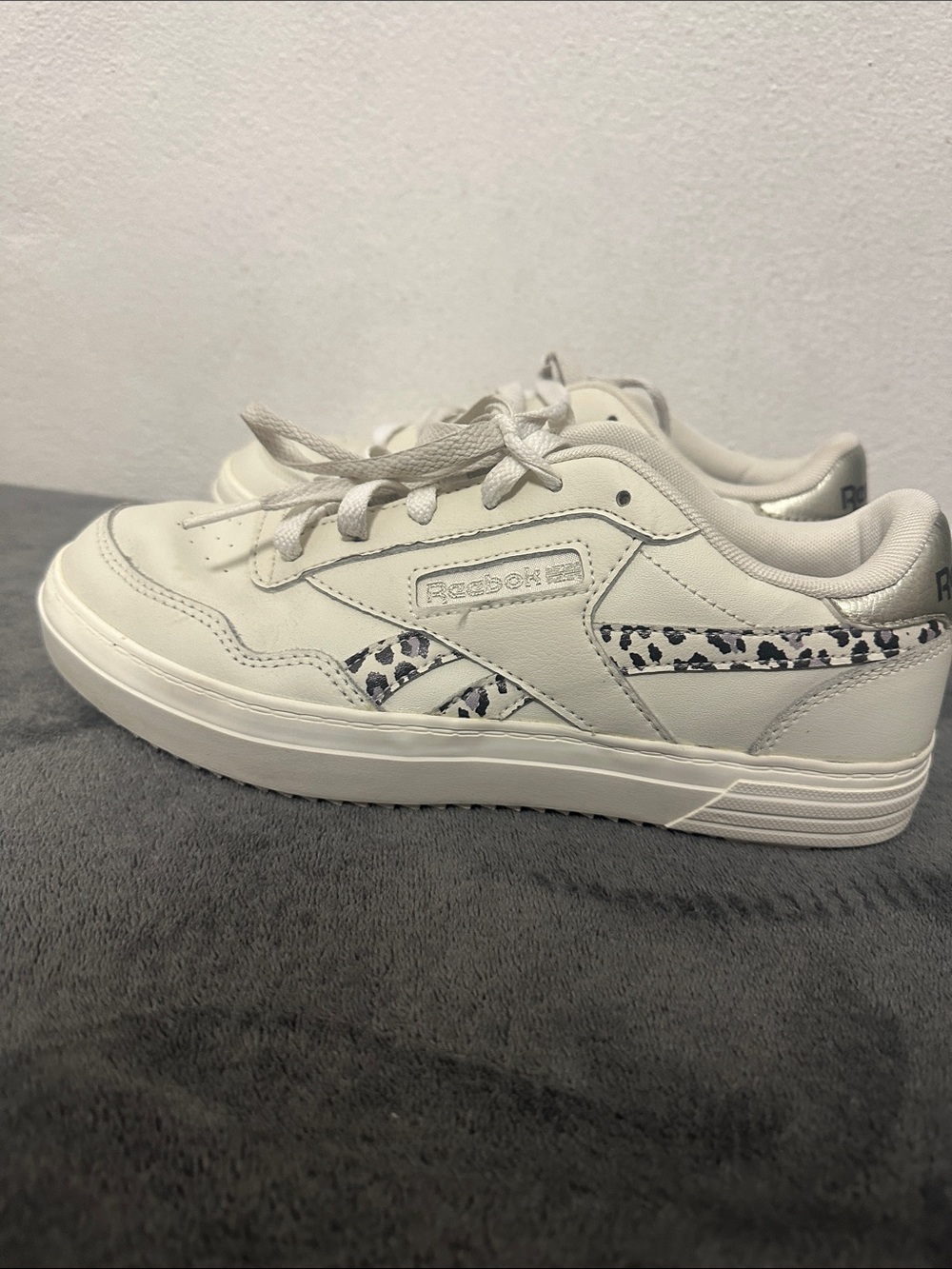 Reebok Women's White Leather Sneakers with Black Speckle Detail
